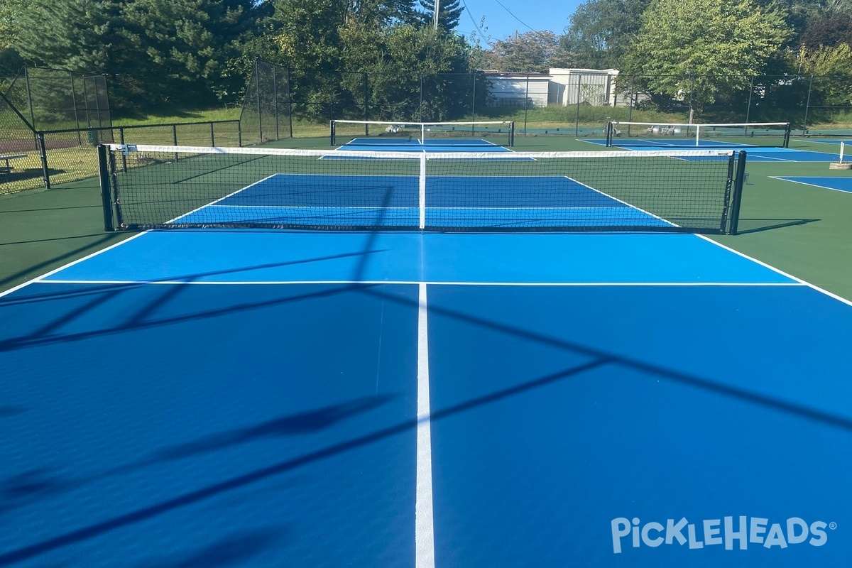 Play Pickleball at Hopkinsville Golf and Country Club: Court ...